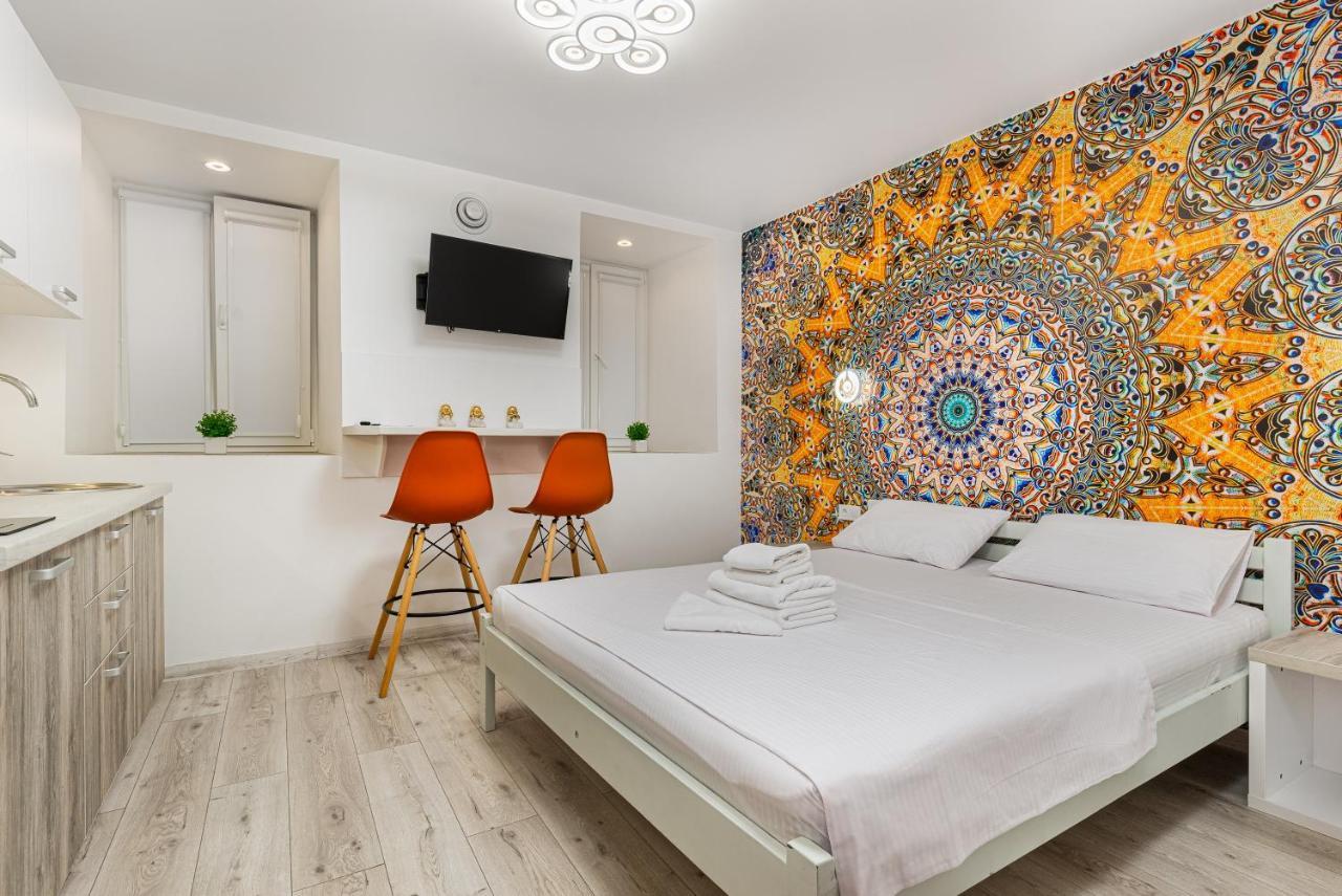 Apart Hotel Lyon D'Opera Одеса Екстериор снимка